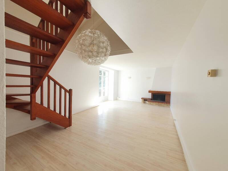 Maison à louer, 109m², SAINT EGREVE