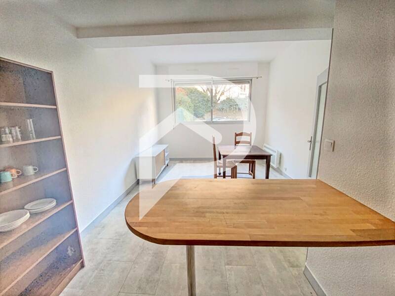 Maison à louer, 37m², NIMES