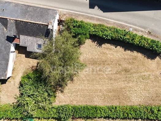 Maison à vendre 59 900 € 3 pièces 1 chambre 75 m² 511 m² de terrain Landeleau 29530