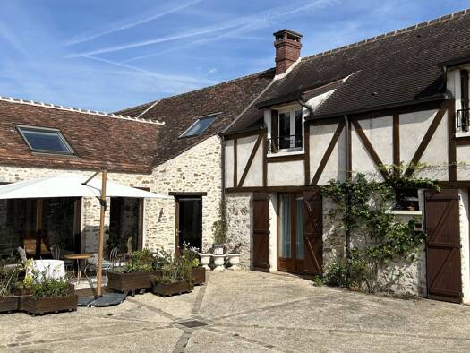 Villa à vendre 810 000 € 6 pièces 4 chambres 419 m² 2 923 m² de terrain Barbizon 77630