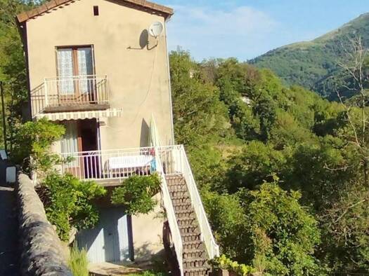 Maison à vendre 125 000 € 5 pièces 3 chambres 90 m² 1 278 m² de terrain Juvinas 07600