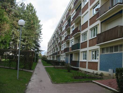 Appartement à vendre 163 000 € 3 pièces 2 chambres 63 m² Étage 2/4 Clair de Lune Villiers-le-Bel 95400