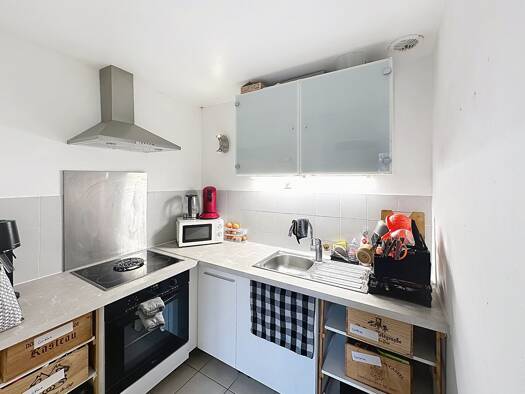 Appartement à louer 649 € 2 pièces 1 chambre 34 m² RDC Charbonnières-Montagnié Villeneuve-lès-Avignon 30400