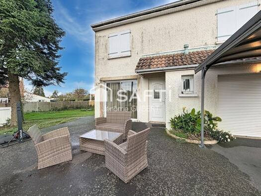 Maison à vendre 159 100 € 5 pièces 3 chambres 117 m² 575 m² de terrain Saint Porchaire Bressuire 79300