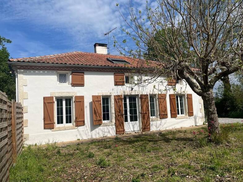 Maison à louer 1 100 € 4 pièces 3 chambres 120 m² 600 m² de terrain Pontonx-sur-l'Adour 40465