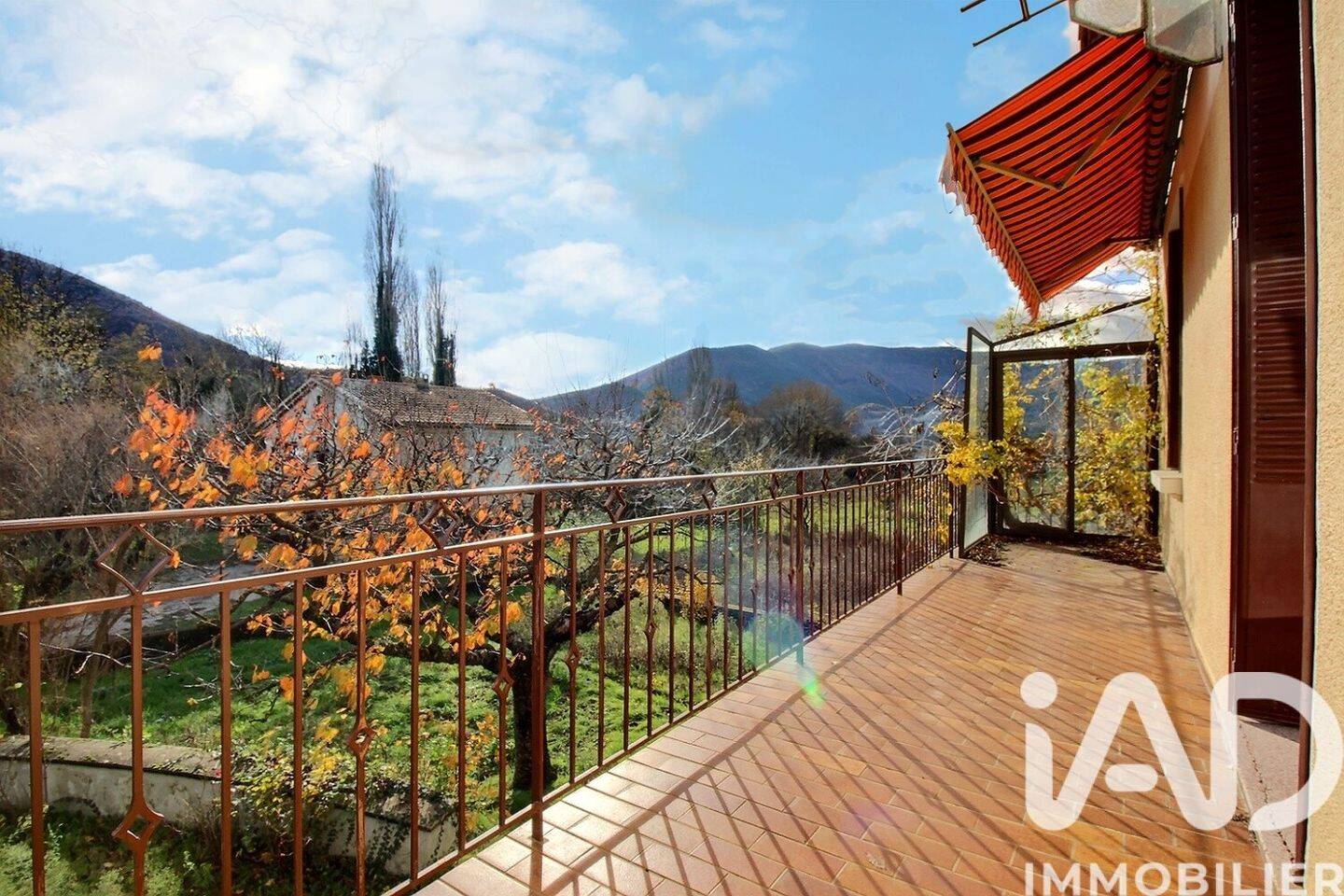 Maison à vendre, 139m², MONTBRUN LES BAINS