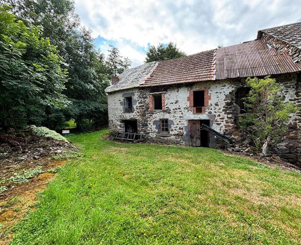 Maison à vendre, 85m², SAINT PRIEST LES FOUGERES