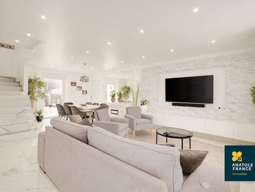 Maison à vendre 425 000 € 8 pièces 5 chambres 200 m² 700 m² de terrain Dombasle sur Meurthe 54110