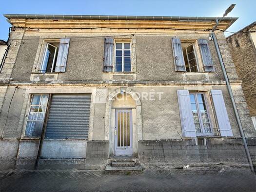 Maison à vendre 165 000 € 6 pièces 4 chambres 228 m² 1 916 m² de terrain Castets et Castillon 33210