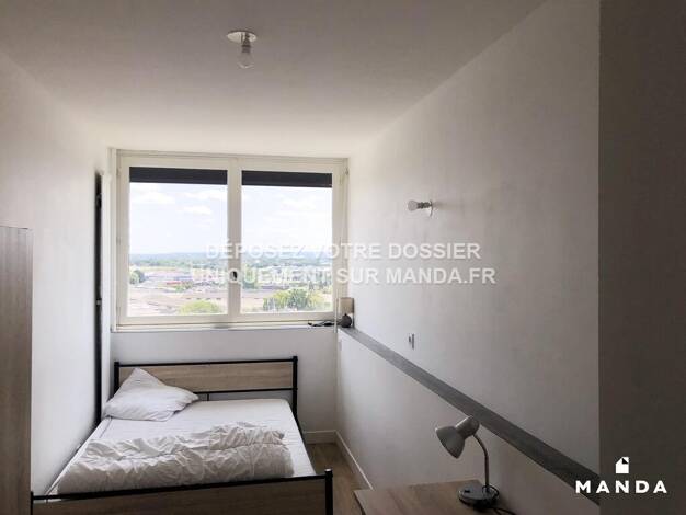 Appartement à louer 415 € 4 pièces 3 chambres 14ème étage Grand Pigeon-Deux Croix-Banchais Angers 49100