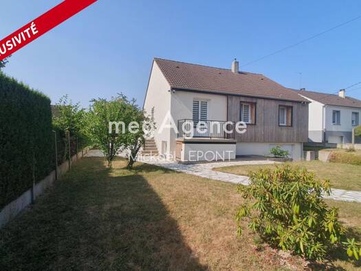 Maison à vendre 169 000 € 5 pièces 3 chambres 93 m² 652 m² de terrain Aron 53440