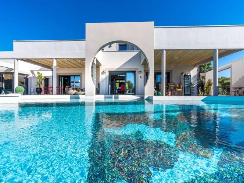 Maison à vendre, 377m², NIMES