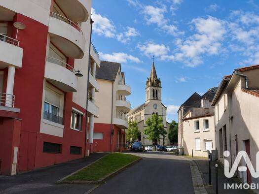 Appartement à vendre 188 000 € 2 pièces 1 chambre 81 m² 1 étages Nord Basse-Goulaine 44115