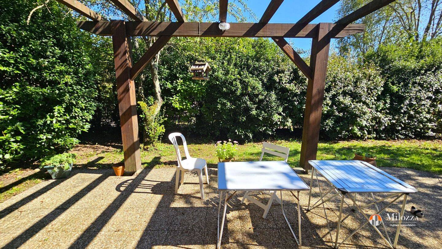 Maison à vendre, 141m², VAULX MILIEU