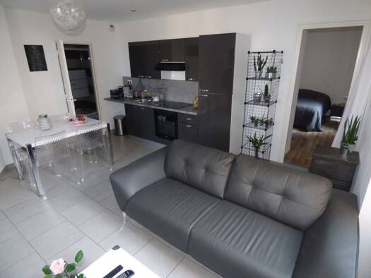 Appartement à louer 570 € 2 pièces 1 chambre 41,2 m² 2ème étage Villecroze 83690