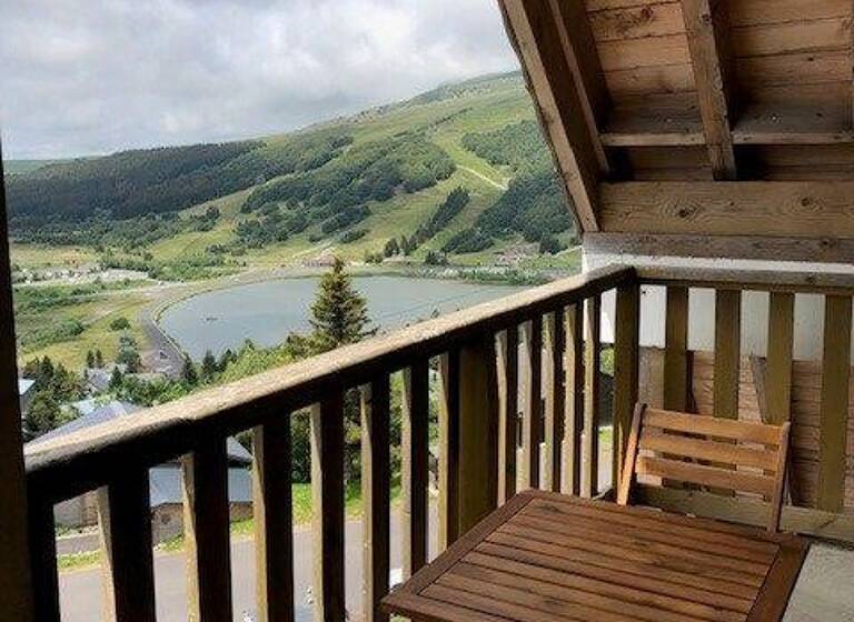 Appartement à vendre 104 000 € 2 pièces 1<br/>chambre 33 m²<br/>superficie 6/7<br/>étage Besse-et-Saint-Anastaise 63610