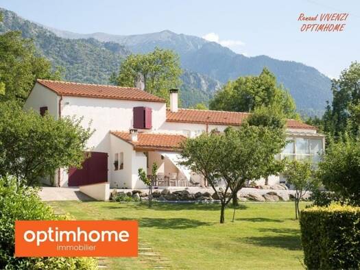 Maison de plain-pied à vendre 370 900 € 6 pièces 3 chambres 126 m² 2 785 m² de terrain Fillols 66820