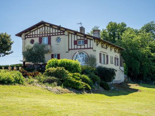 Maison à vendre 475 000 € 12 pièces 6 chambres 220 m² 70 000 m² de terrain Saint-Julien-d'Armagnac 40240