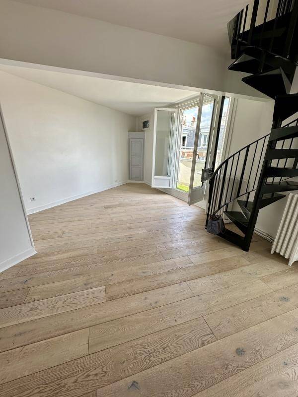 Maison à louer, 51m², COURBEVOIE