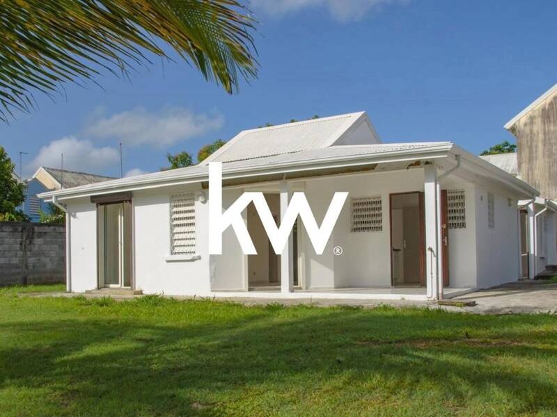 Maison à louer, 79m², LES ABYMES