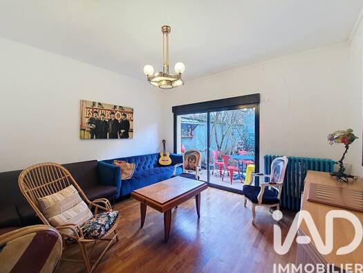 Maison à louer 2 120 € 5 pièces 3 chambres 98,8 m² 100 m² de terrain Montchat Lyon 3ème arrondissement 69003