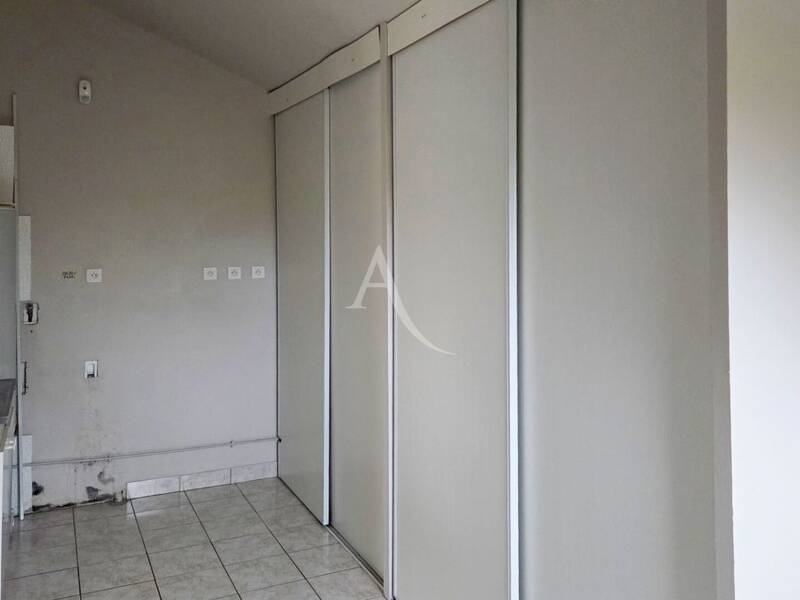 Maison à louer, 80m², CAMPENEAC