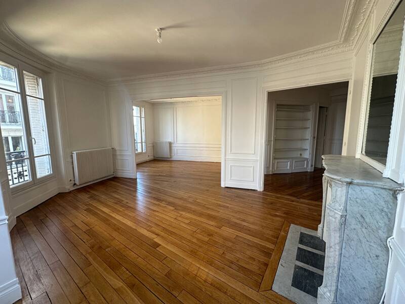 Maison à louer, 87m², PARIS 18E