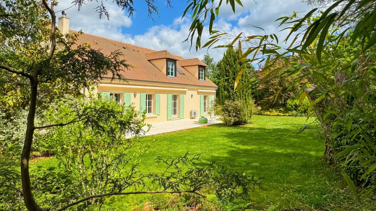 Maison à vendre, 240m², SAINT NOM LA BRETECHE