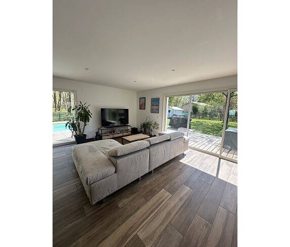 Maison à vendre, 130m², GRAYAN ET L'HOPITAL
