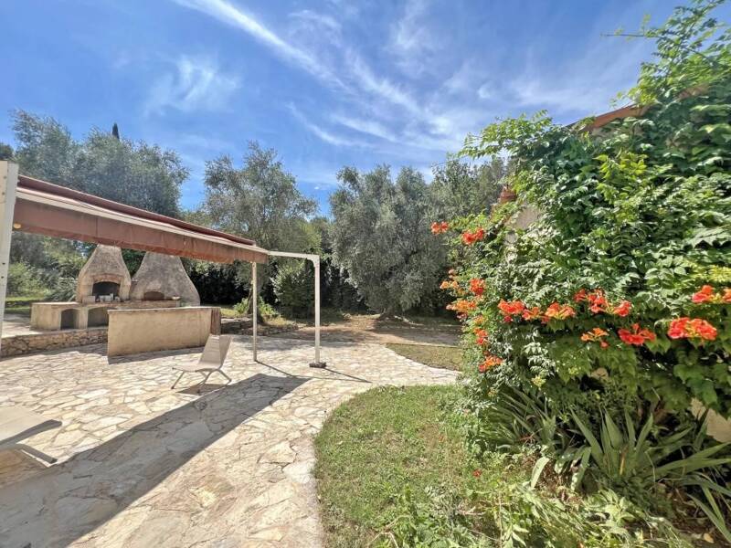 Maison à vendre, 119m², ROQUEFORT LES PINS