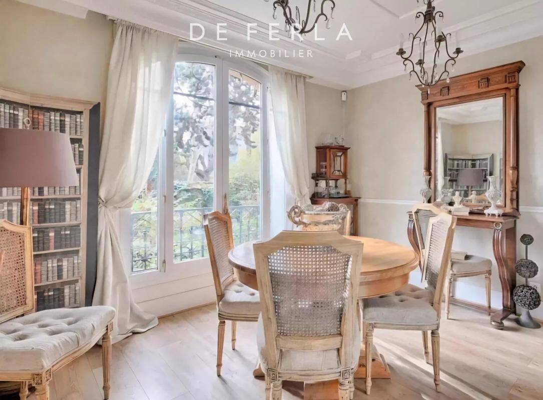 Maison à vendre, 184m², SAINT MAUR DES FOSSES