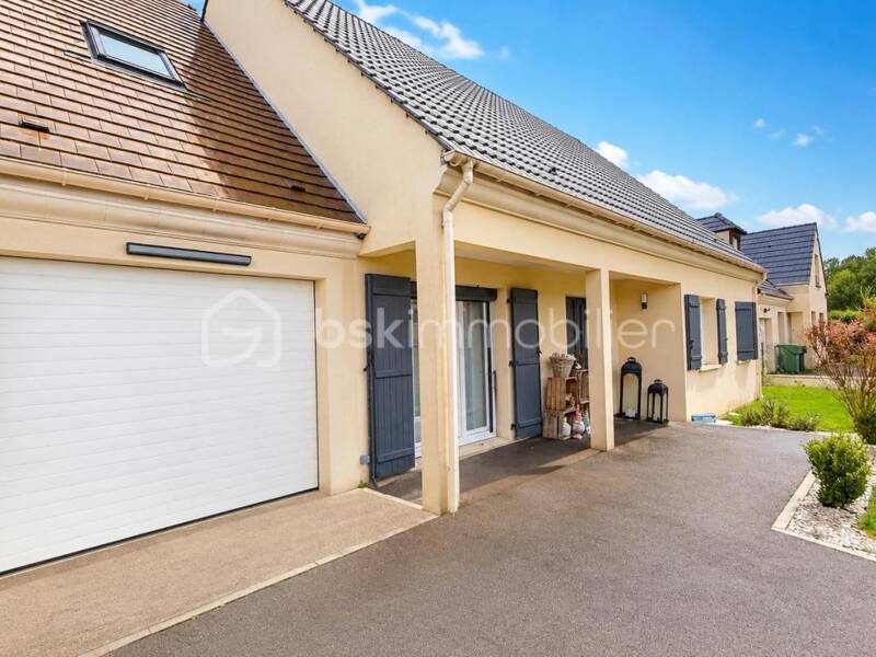 Maison à louer, 110m², SAINT JEAN LES DEUX JUMEAUX