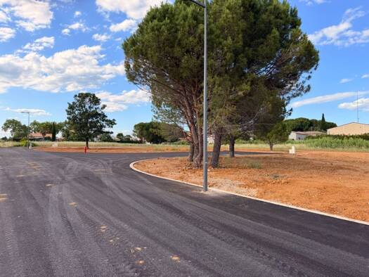 Terrain constructible viabilisé à vendre 144 000 € 1 011 m² de terrain Alignan-du-Vent 34290