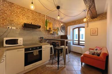 Duplex à louer 350 € 4 pièces 3 chambres 48 m² Étage 1/4 Centre Ancien Draguignan 83300