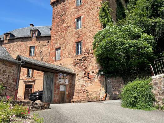 Château à vendre 225 000 € 6 pièces 5 chambres 200 m² Villecomtal 12580