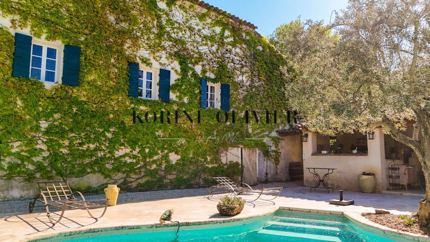 Maison à vendre, 330m², LE PUY SAINTE REPARADE