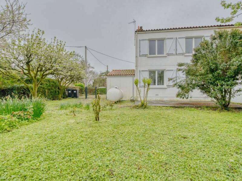 Maison à vendre, 83m², SURGERES