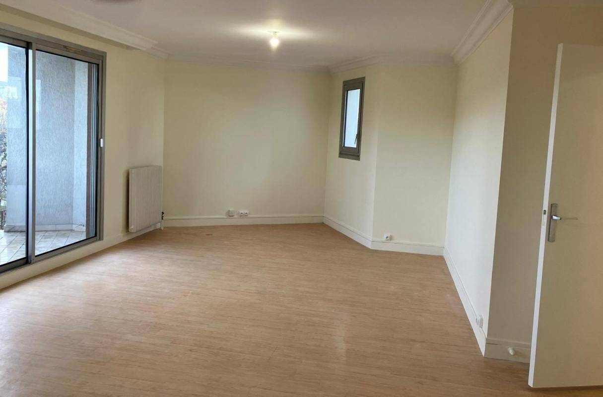 Maison à louer, 99m², SAINT MAUR DES FOSSES