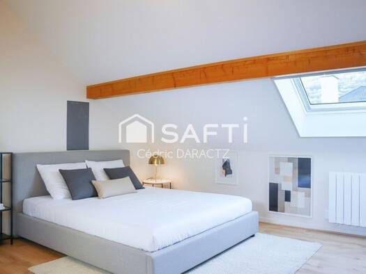 Duplex à vendre 499 000 € 5 pièces 4 chambres 146 m² Étage 4/5 Thoiry 01710