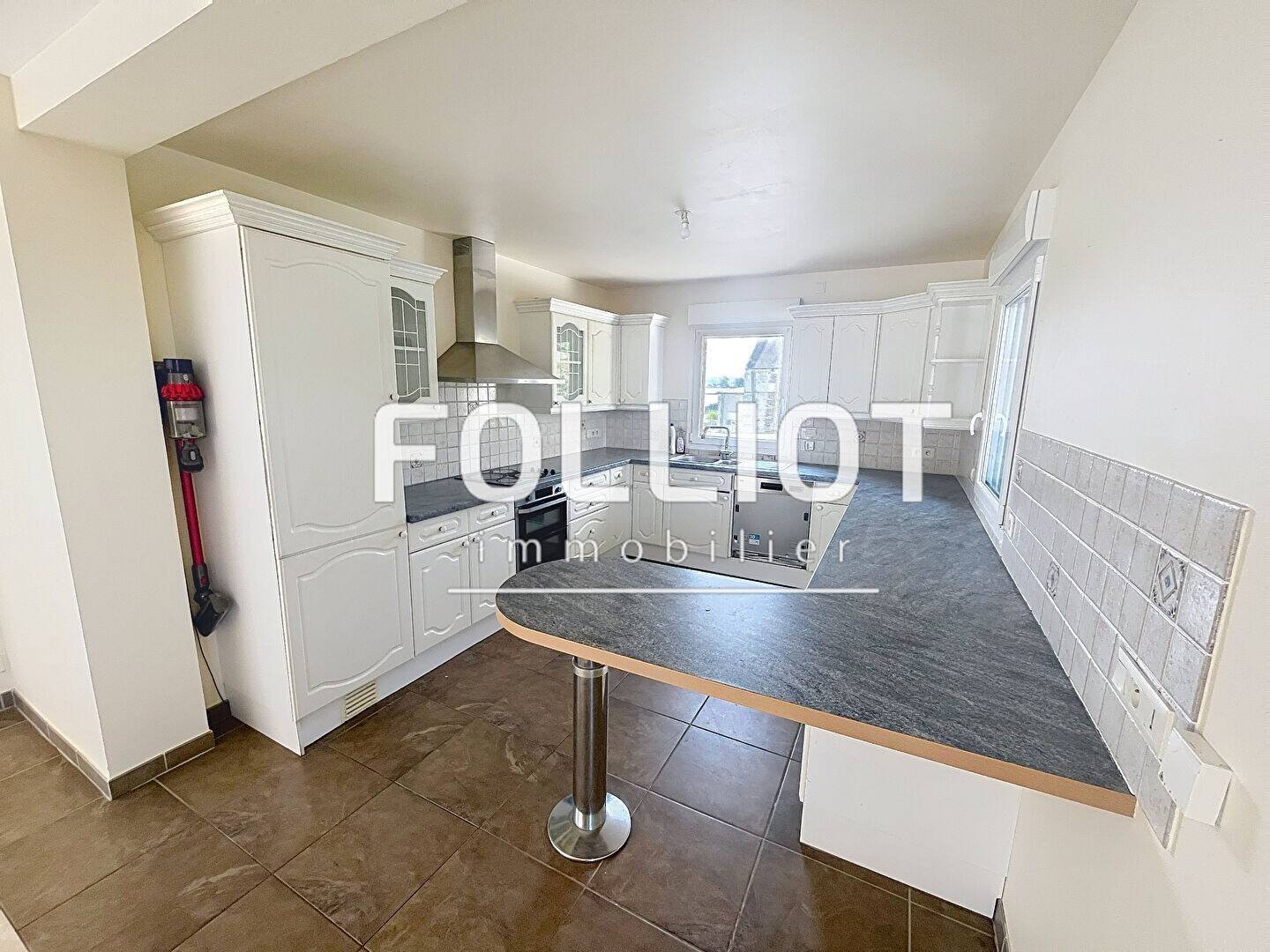 Maison à vendre, 137m², SAINT COME DE FRESNE