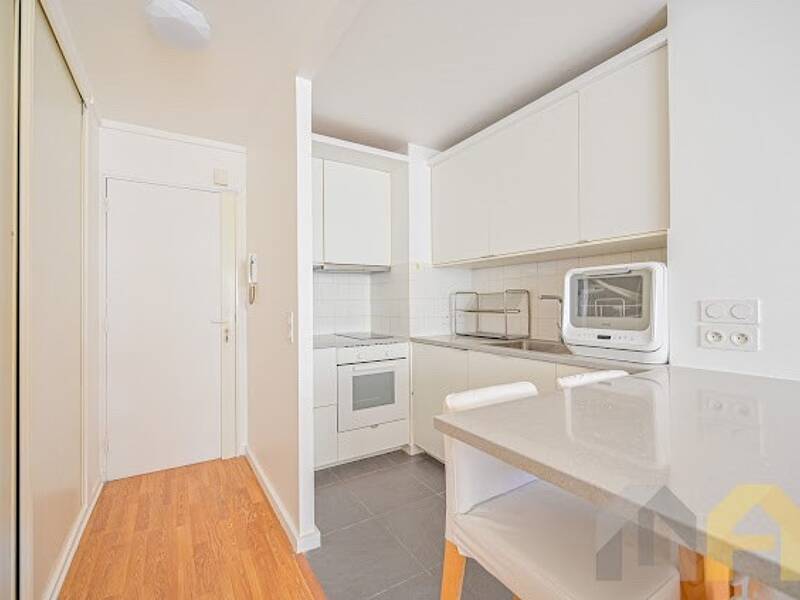 Maison à louer, 42m², PARIS 18E