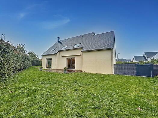 Maison à louer 1 440 € 5 pièces 4 chambres 144 m² 600 m² de terrain Cagny 14630