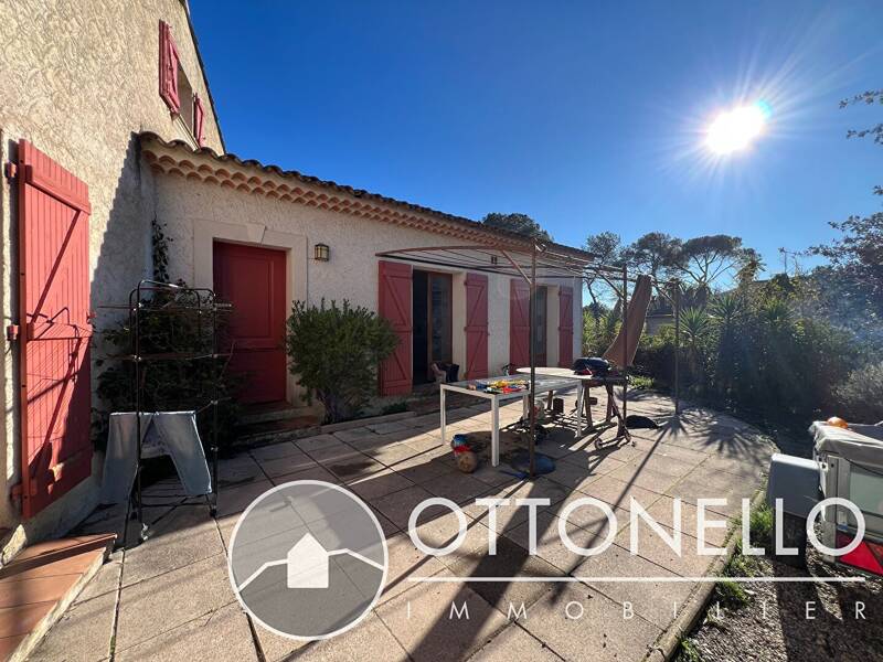 Maison à louer, 119m², ROQUEBRUNE SUR ARGENS