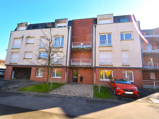 Appartement à louer 481 € 2 pièces 1 chambre 30 m² Étage 3/3 Faubourg Saint Catherine-Faubourg de Paris-Le Vignole Valenciennes 59300