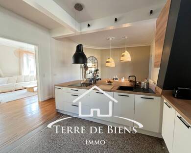 Appartement à vendre 240 000 € 5 pièces 3 chambres 118 m² 1er étage Soissons 02200