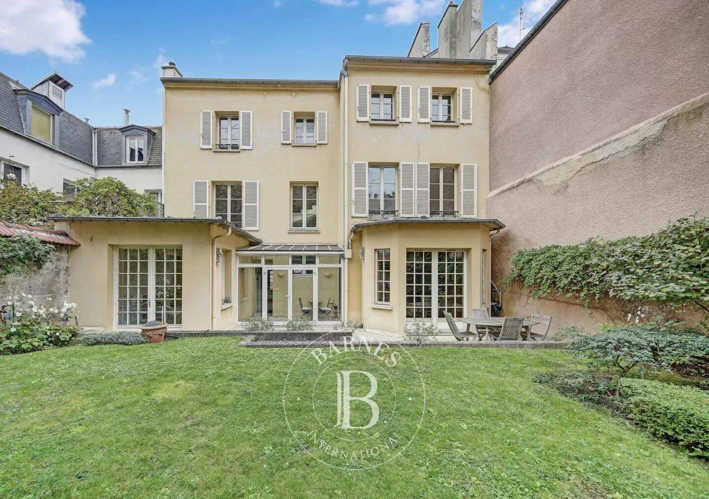 Maison à vendre, 334m², VERSAILLES
