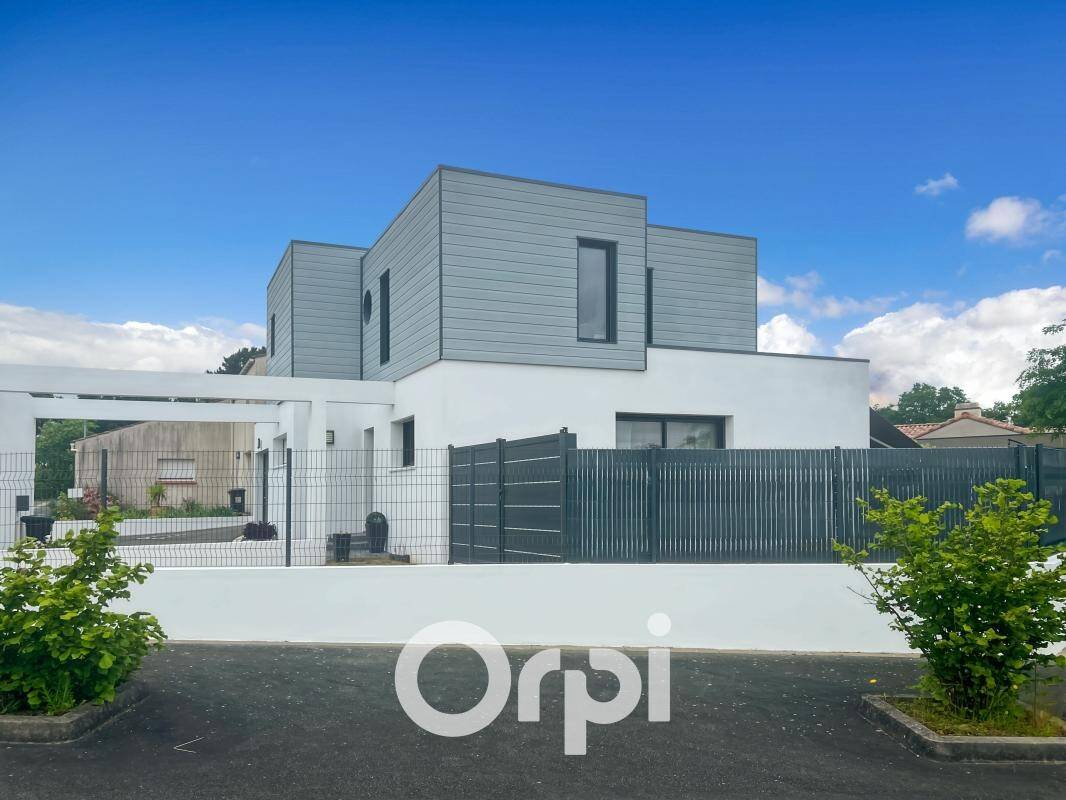 Maison à vendre, 147m², LA ROCHE SUR YON