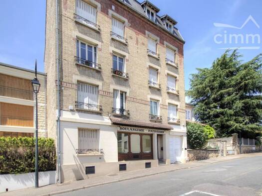 Appartement à vendre 185 000 € 3 pièces 2 chambres 46,5 m² Étage 1/5 Dreyfus Pont Hardy Rambouillet 78120