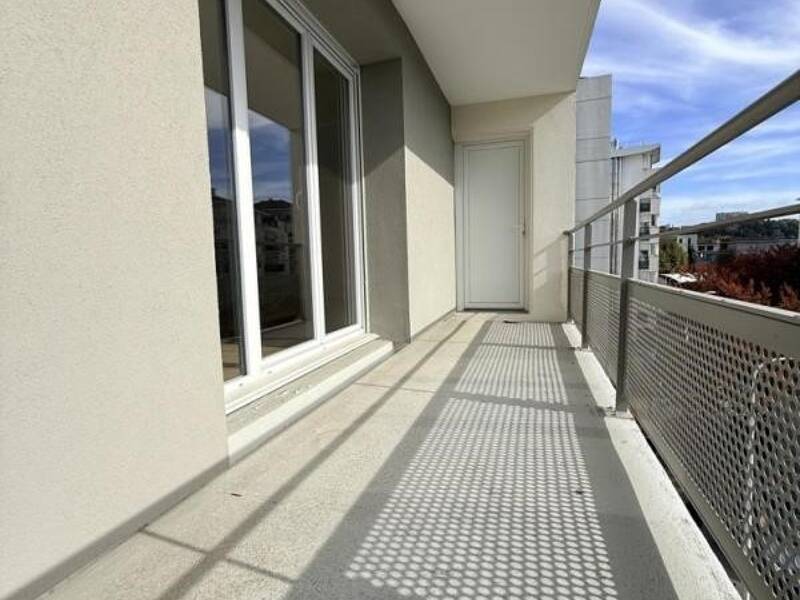 Maison à louer, 86m², LYON 9E