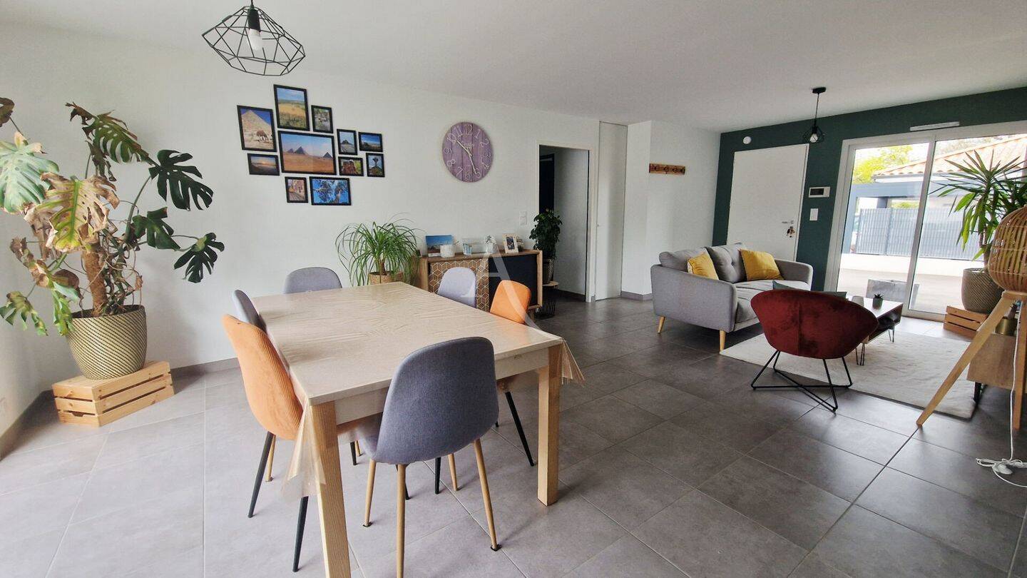 Maison à vendre, 82m², TALMONT SAINT HILAIRE